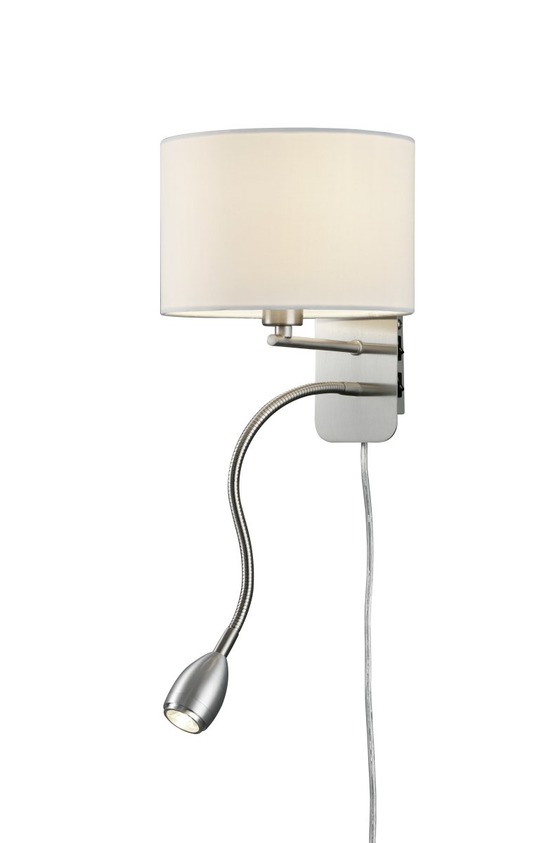 Hotel 23cm Sølv læselampe Fra Trio Lighting - Den elegante farvekombination af mat nikkel og hvid g&oslash;r den let at matche med forskellige indretningsstile, hvilket g&oslash;r den til et perfekt alternativ til den klassiske sengelampe.