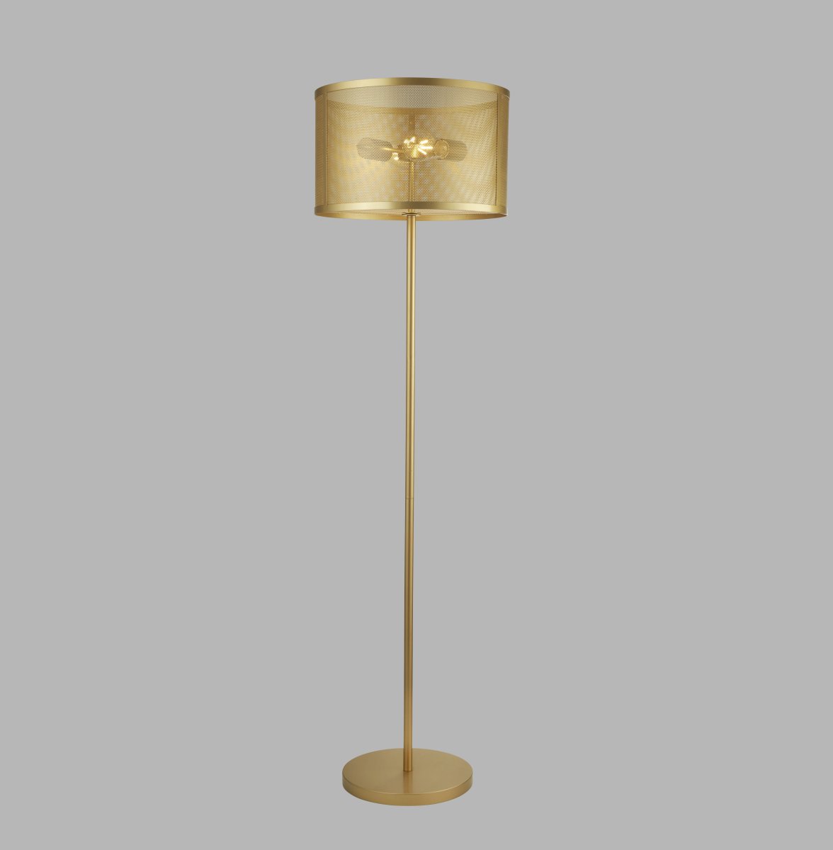 Fishnet Guld gulvlampe Fra Searchlight - Med sin slanke form og metalliske overflade bliver lampen b&aring;de en funktionel lyskilde og en smuk indretningsdetalje, der l&oslash;fter dit hjem med et strejf af glamour.
