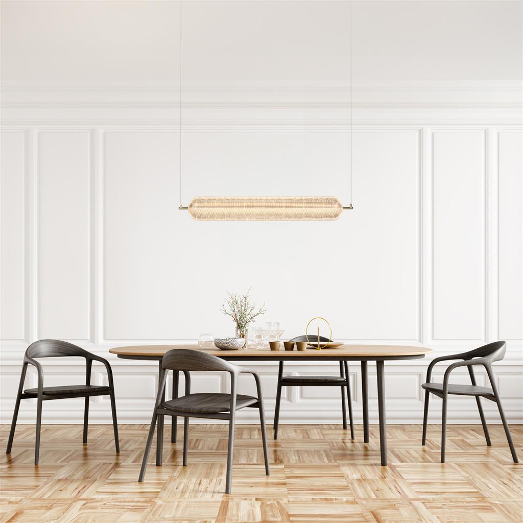 Capsule 108cm Messing loftslampe Fra Searchlight - Capsule er en elegant og moderne pendel med detaljer i satinmessing og en skærm i akrylglas, der spreder et blødt og behageligt lys.