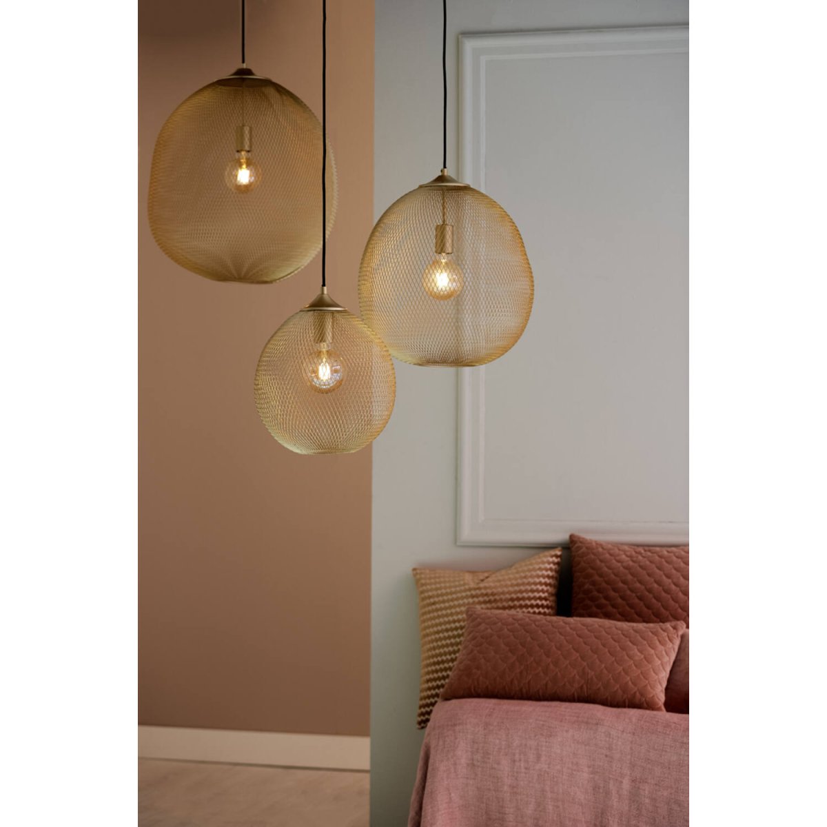 Moroc Ø40 Guld loftslampe Fra Light & Living - 