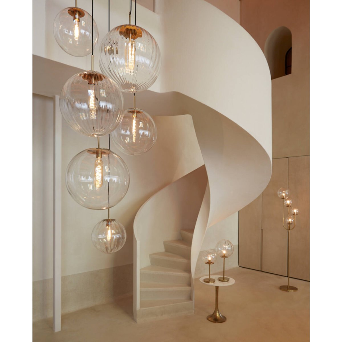 Magdala Ø30 Gennemsigtig loftslampe Fra Light & Living - 