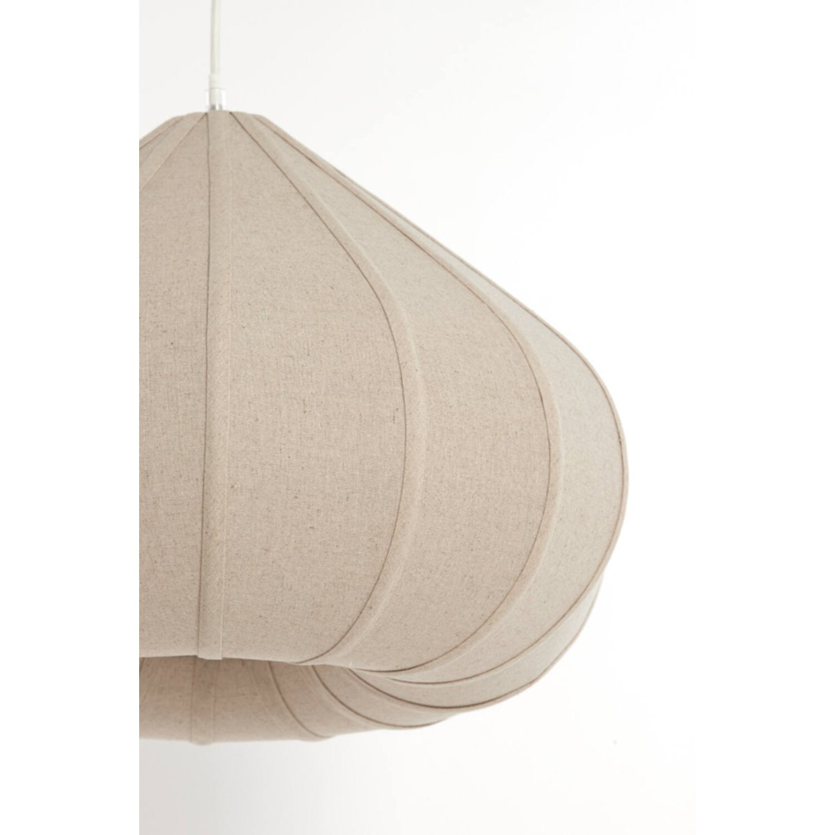 Zubeda Ø60 Brun loftslampe Fra Light & Living - Zubeda er en stilfuld pendellampe med en naturlig brun hørskærm.
