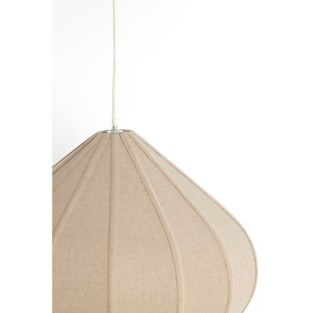 Zubeda Ø60 Brun loftslampe Fra Light & Living - Zubeda er en stilfuld pendellampe med en naturlig brun hørskærm.