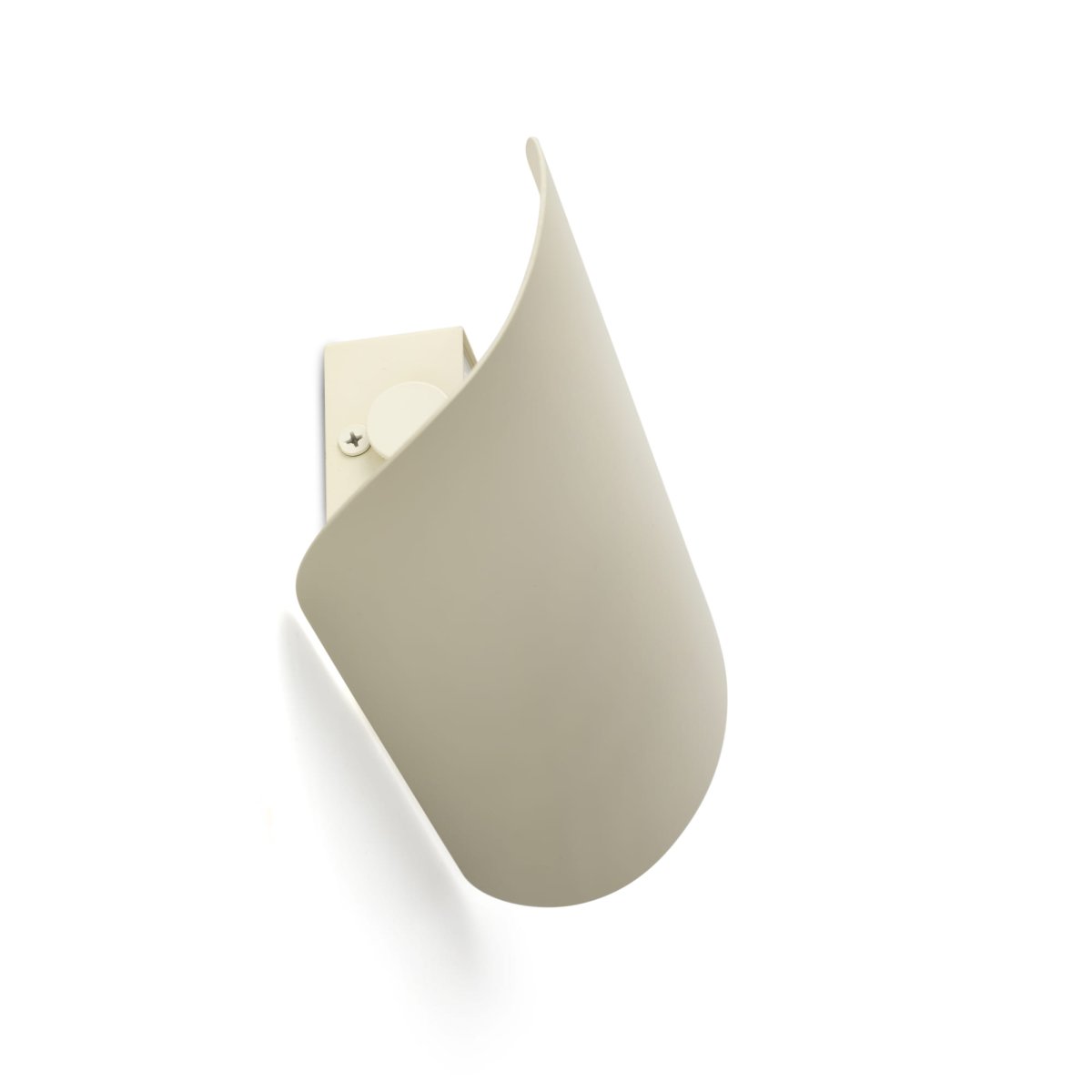 Novo 25cm Beige væglampe Fra Faro Barcelona - Lavet af metal og kan monteres b&aring;de lodret og vandret - perfekt til fleksible interi&oslash;rer.