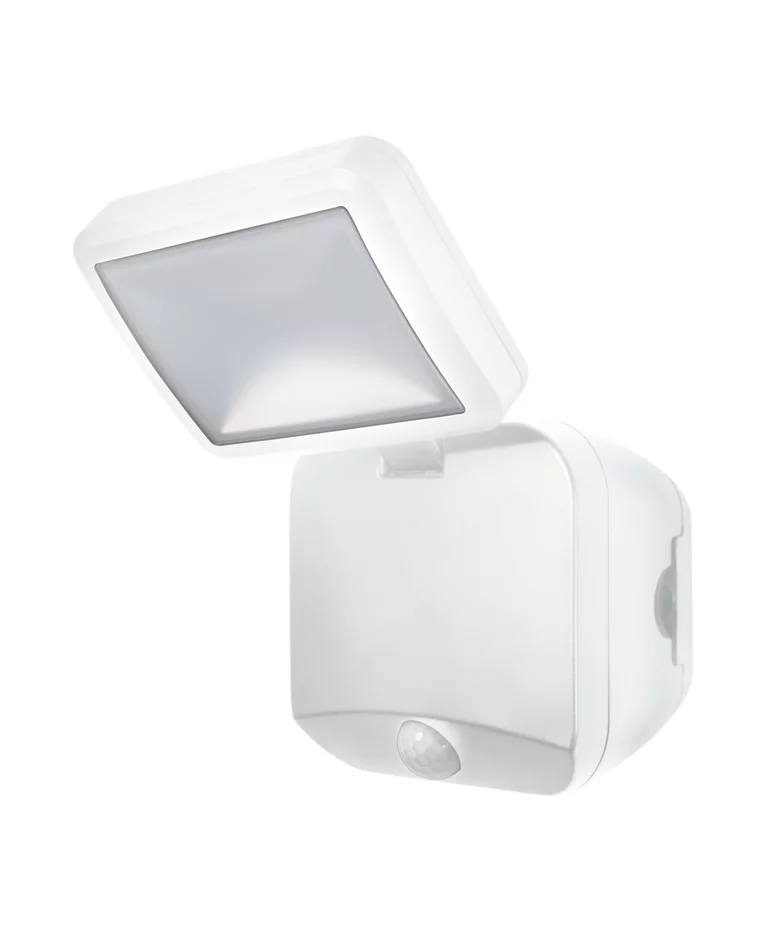 Battery LED Spotlight Sensor Hvid udendørslampe Fra Ledvance - Med en neutral hvid lysfarve p&aring; 4000K og en integreret bev&aelig;gelses- og lyssensor t&aelig;nder lampen automatisk, n&aring;r det er n&oslash;dvendigt.