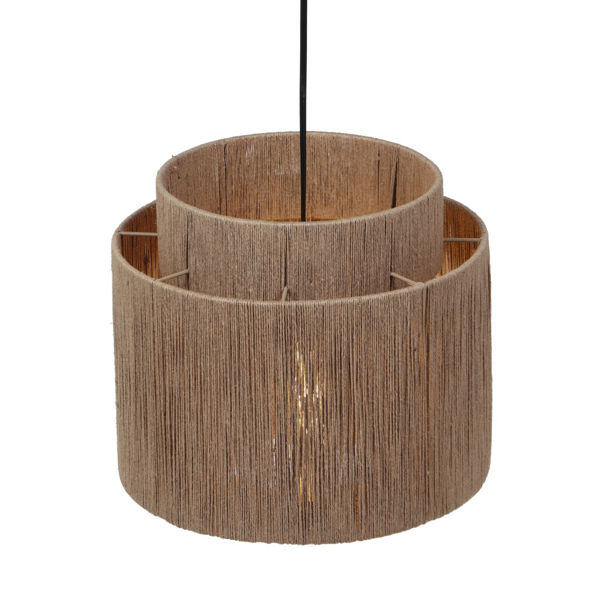 Smilla Ø30 Natur loftslampe Fra Trio Lighting - Smilla pendellampen kombinerer bohemestil med naturlige elementer og skaber en varm og indbydende atmosf&aelig;re i dit hjem.