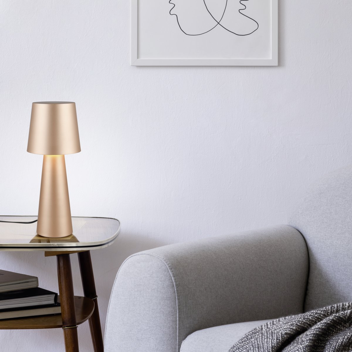 Nubian 40cm Kaffe bordlampe Fra Trio Lighting - 