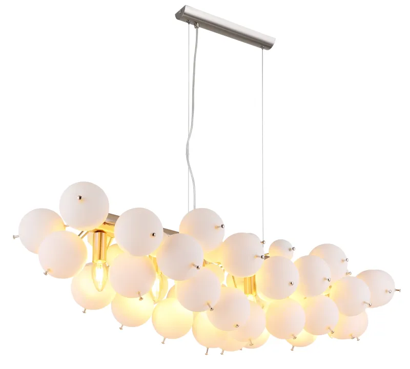 Udo 120cm Hvid loftslampe Fra Globo Lighting - Metallen i matt nickelfinish ger lampan en sofistikerad och modern k&auml;nsla.