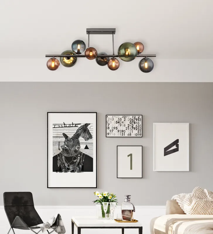 Riha 87cm Flerfarvet plafond Fra Globo Lighting - Glaskuporna i brons, gr&ouml;nt och petrol ger lampan en unik karakt&auml;r och eleganta f&auml;rginslag som kompletterar modern inredning.