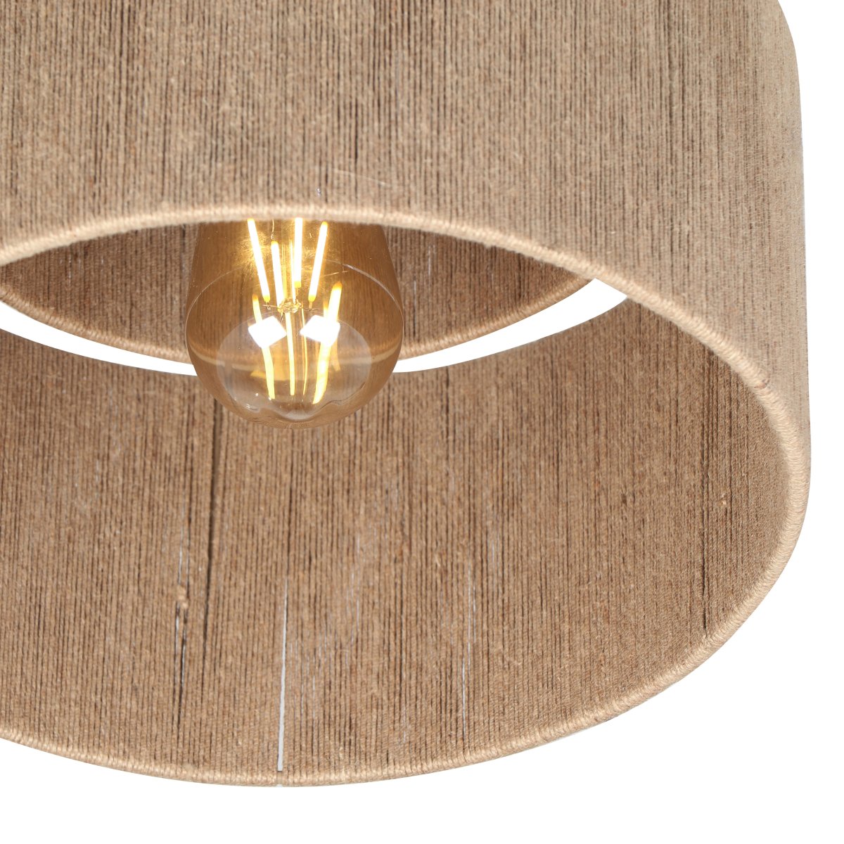 Smilla Ø30 Natur plafond Fra Trio Lighting - Smilla loftlampen kombinerer bohemestil med naturlige elementer og skaber en varm og indbydende atmosf&aelig;re i dit hjem.
