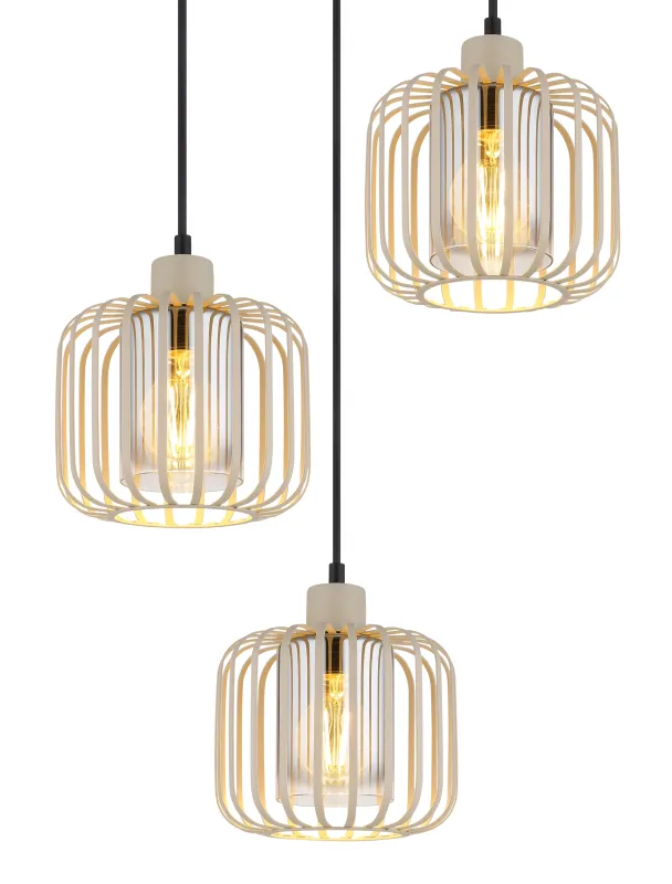 Alfred Ø44 Sand loftslampe Fra Globo Lighting - Den &auml;r tillverkad av sandf&auml;rgad matt metall och har mjukt rundade metalln&auml;tssk&auml;rmar med en inre glascylinder, som skapar ett elegant och luftigt uttryck.