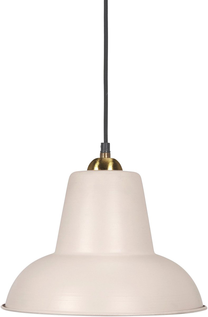Scottsville Ø30 Lyserød loftslampe Fra PR Home - Disse lamper har en lidt mat pulverlakeret finish og har samme farve p&aring; begge sider.