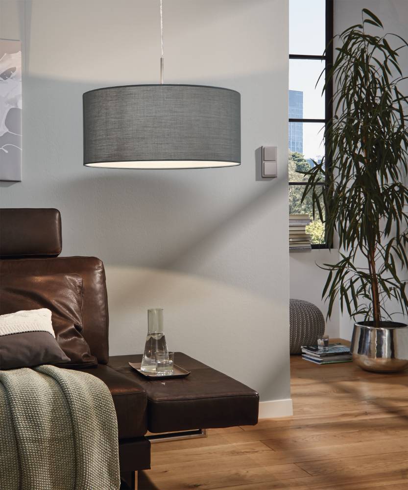 Pasteri Ø53 Grå loftslampe Fra Eglo - Dens tidl&oslash;se form og subtile farve g&oslash;r det nemt at matche med forskellige interi&oslash;rstile, samtidig med at det er et holdbart og stilfuldt valg til det moderne hjem.