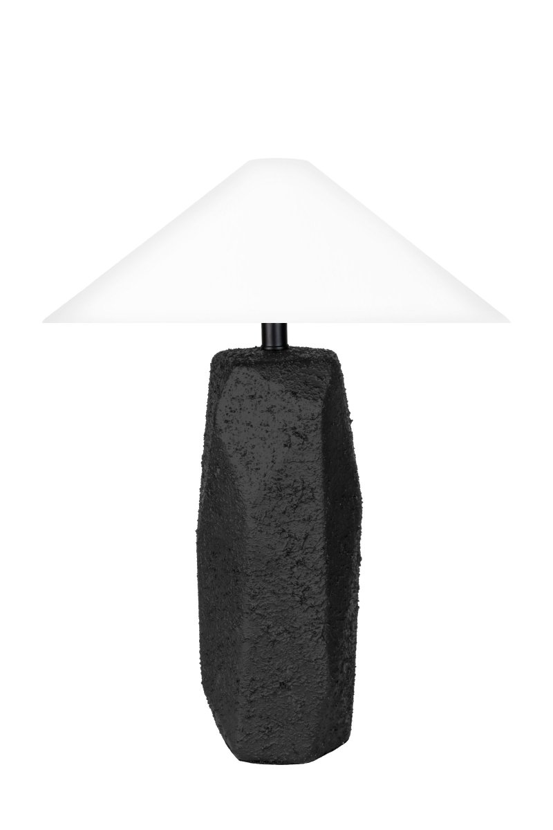 Massi 56cm Sort bordlampe Fra Globen Lighting - Lampesk&aelig;rmen i hvid bomuld er 40 cm i nedre diameter, 5 cm i &oslash;vre diameter og har en h&oslash;jde p&aring; 14 cm.