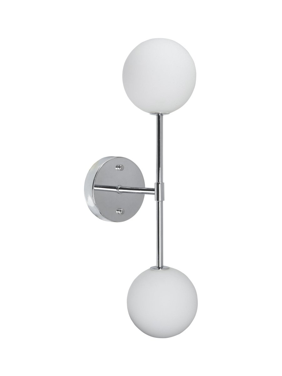 Sigma 50cm Chrom badeværelseslampe Fra PR Home - Da glassk&aelig;rmen er h&aring;ndlavet, kan der af og til v&aelig;re luftbobler i glasset samt en vis uj&aelig;vnhed i glastykkelsen hen over glasoverfladen.