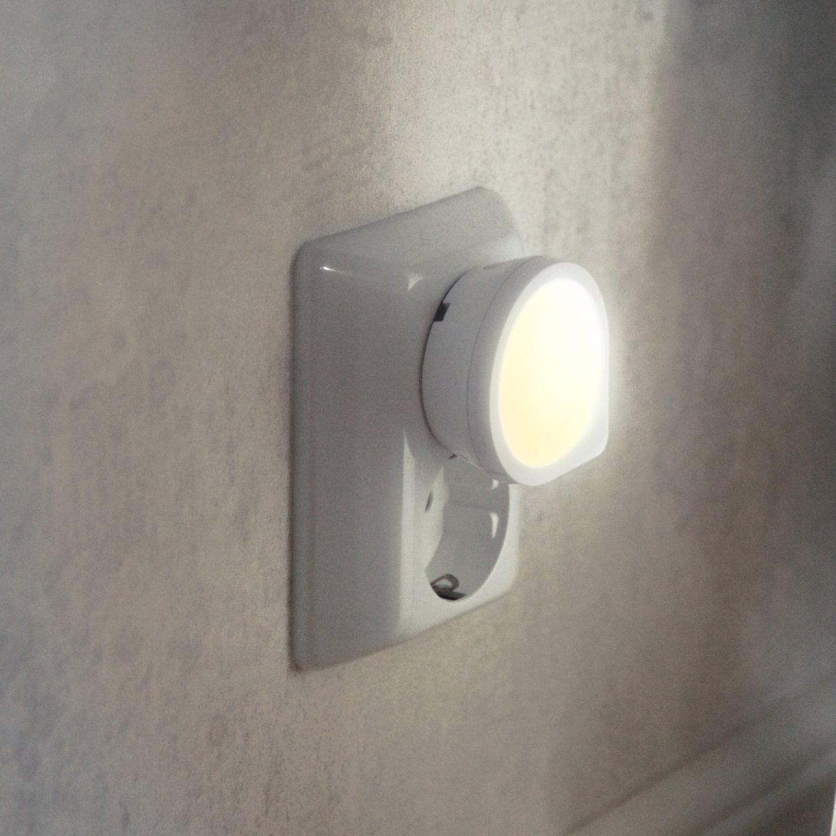 Natlampe Sensor LED Hvid børnelampe Fra Star Trading - En praktisk natlampe, der giver et blødt og behageligt lys på 4 lumen.
