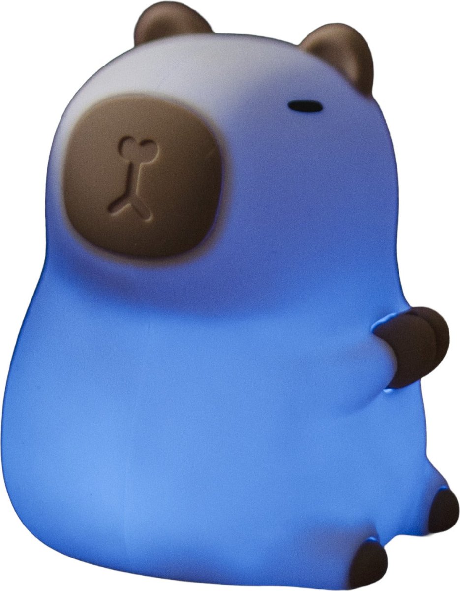 Capybara Hvid børnelampe Fra Star Trading - Lampen har en touch-funktion, og med et let tryk kan du t&aelig;nde, slukke eller skifte mellem forskellige smukke farver.