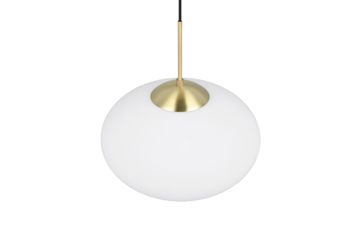 Fomento Ø40 Mat messing loftslampe Fra Trio Lighting - Kombinationen af mat messing og hvidt glas skaber en følelse af luksus og sofistikering.