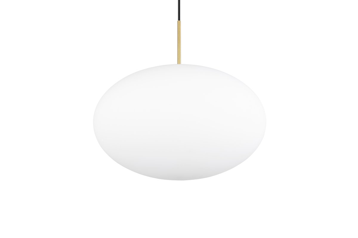 Fomento Ø40 Mat messing loftslampe Fra Trio Lighting - Kombinationen af mat messing og hvidt glas skaber en følelse af luksus og sofistikering.