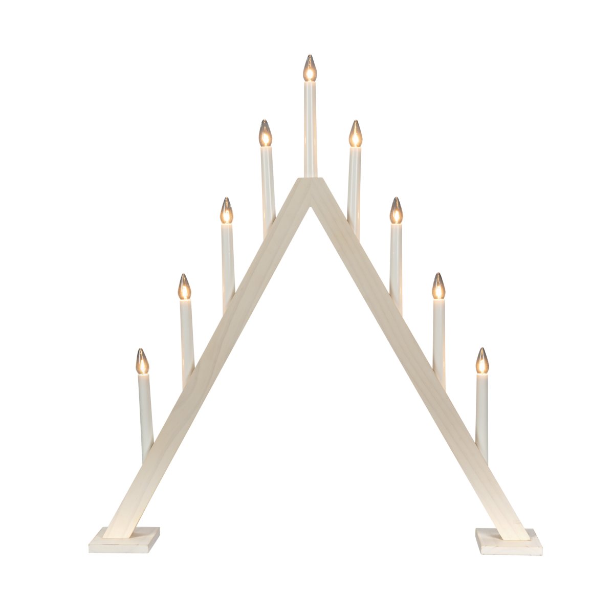 Wooden Candelabra 9 Lights Hvid Fra Konstsmide - Elegant lysestage i hvidbejdset tr&aelig;&auml; med 9 lyskilder i klassisk trekantform.