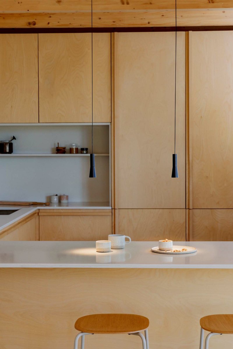 Nina Ø4 Sort loftslampe Fra Faro Barcelona - Nina er en sort pendellampe med integreret LED-teknologi og et stilfuldt, minimalistisk design.