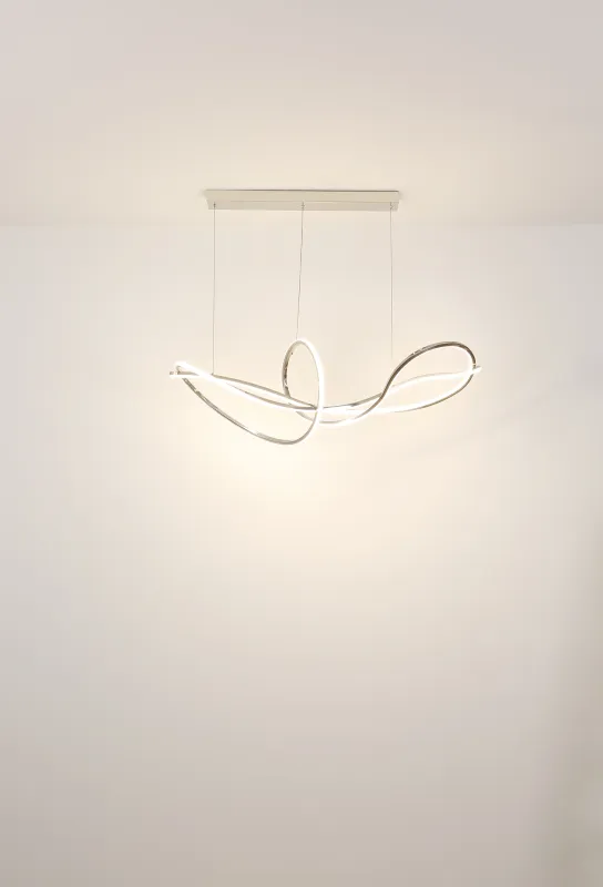 Iduna 110cm Chrom loftslampe Fra Globo Lighting - Med en længde på 110 cm og et design i forkromet rustfrit stål tilføjer den en luksuriøs følelse til dit hjem.