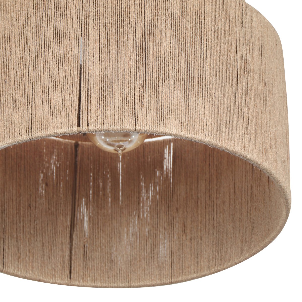 Smilla Ø30 Natur plafond Fra Trio Lighting - Smilla loftlampen kombinerer bohemestil med naturlige elementer og skaber en varm og indbydende atmosf&aelig;re i dit hjem.