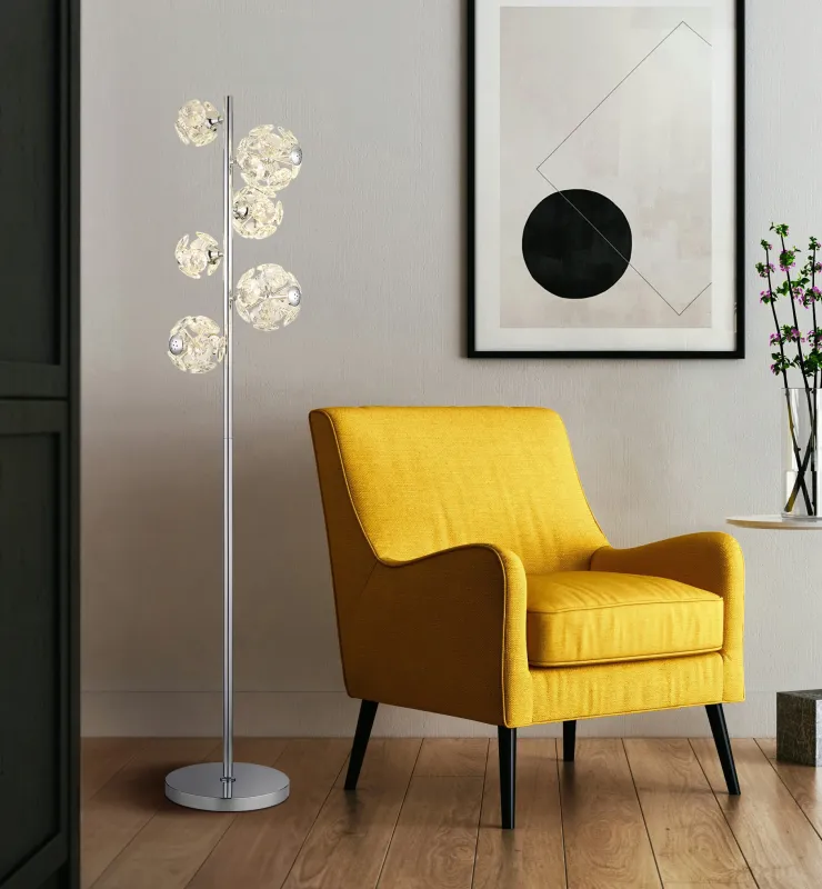 Virina Chrom gulvlampe Fra Globo Lighting - Med en perfekt balans mellan modern design och funktionalitet blir Virina ett lyxigt blickf&aring;ng som f&ouml;rh&ouml;jer rummets karakt&auml;r och skapar unika ljusmoment.