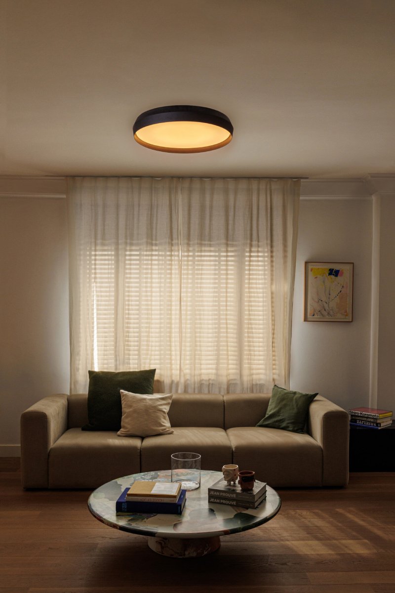 Shoku Ø60 Sort plafond Fra Faro Barcelona - F&aring;s i flere st&oslash;rrelser og farver - perfekt til at skabe personlige og harmoniske kombinationer i hjemmet eller det offentlige milj&oslash;.