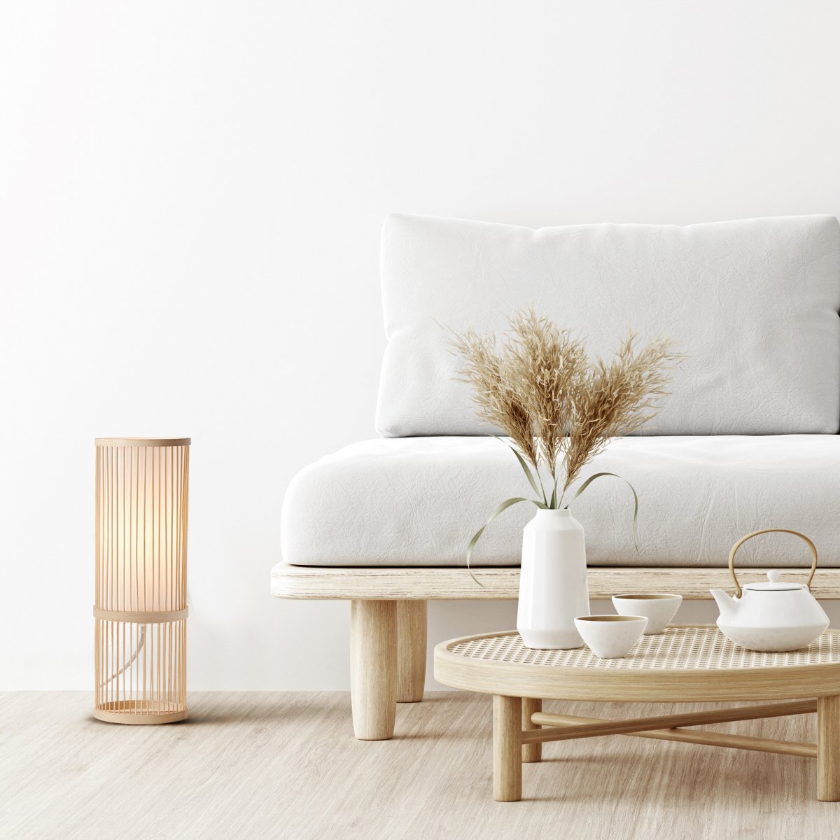 Nori 36cm Natur bordlampe Fra Brilliant - Fremstillet af milj&oslash;venlig bambus og elegant tekstil, skaber det en indbydende og harmonisk atmosf&aelig;re.