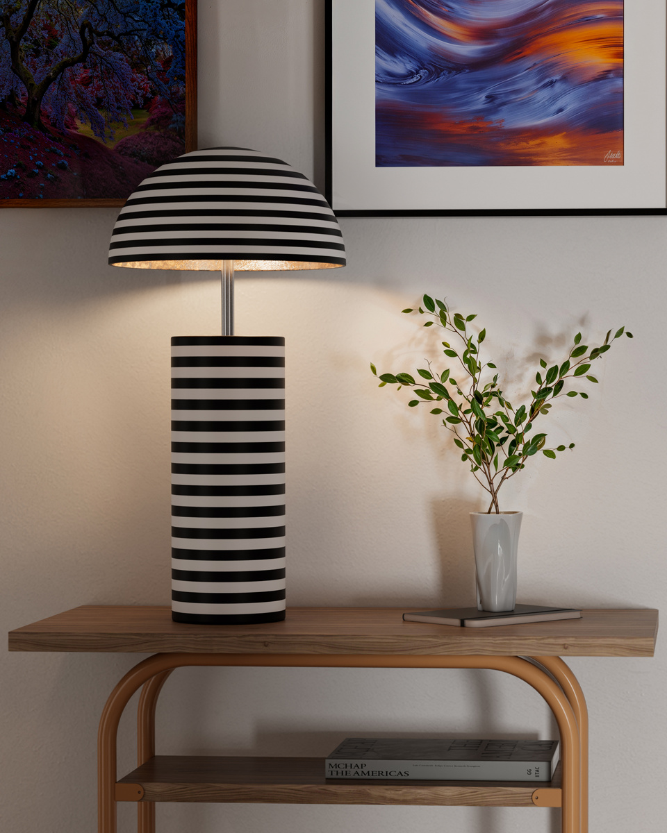Stripe 50cm Sort og hvid bordlampe Fra By Rydéns - Stripe er en moderne og dekorativ bordlampe designet af Lena Nyholm.