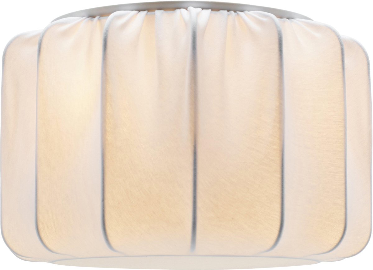 Iris Ø30 Hvid plafond Fra PR Home - Iris plafond er en del af en serie af sk&aelig;rme i forskellige st&oslash;rrelser og former d&aelig;kket af hvidt jerseystof.