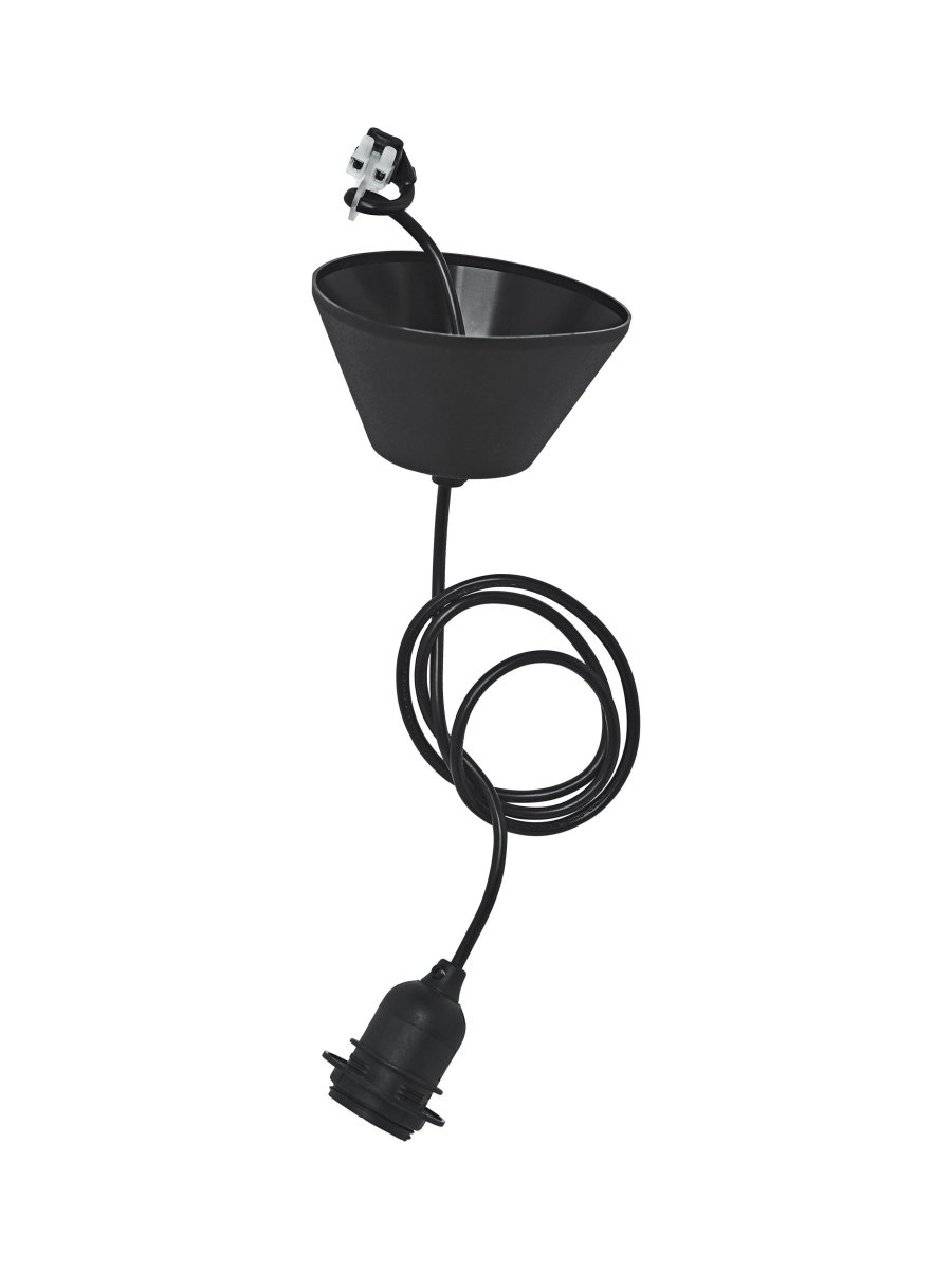 Sarah Ø27 Natur loftslampe Fra PR Home - Da det er et naturmateriale, trives det bedst under tag, i et glasrum eller indend&oslash;rs.
