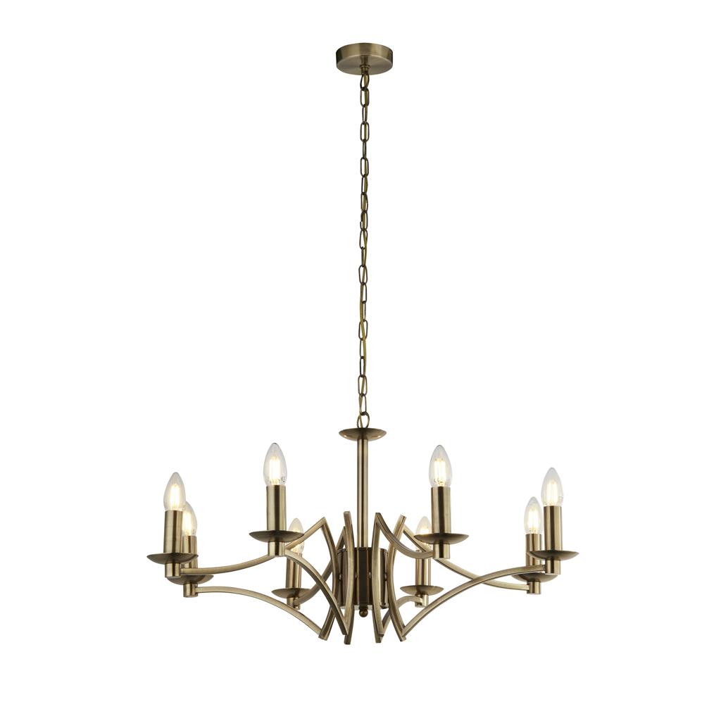 Ascot Ø72 Antik messing loftslampe Fra Searchlight - Med en generøs diameter på 72 cm og i alt 8 lampeholdere giver den en kraftfuld og jævn belysning.