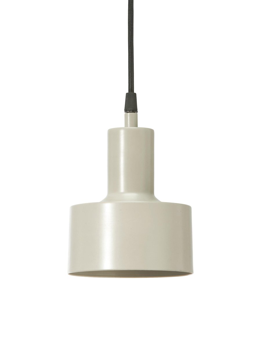 Solo Ø13 Beige vindueslampe Fra PR Home - Beige mat finish b&aring;de indvendig og udvendig.