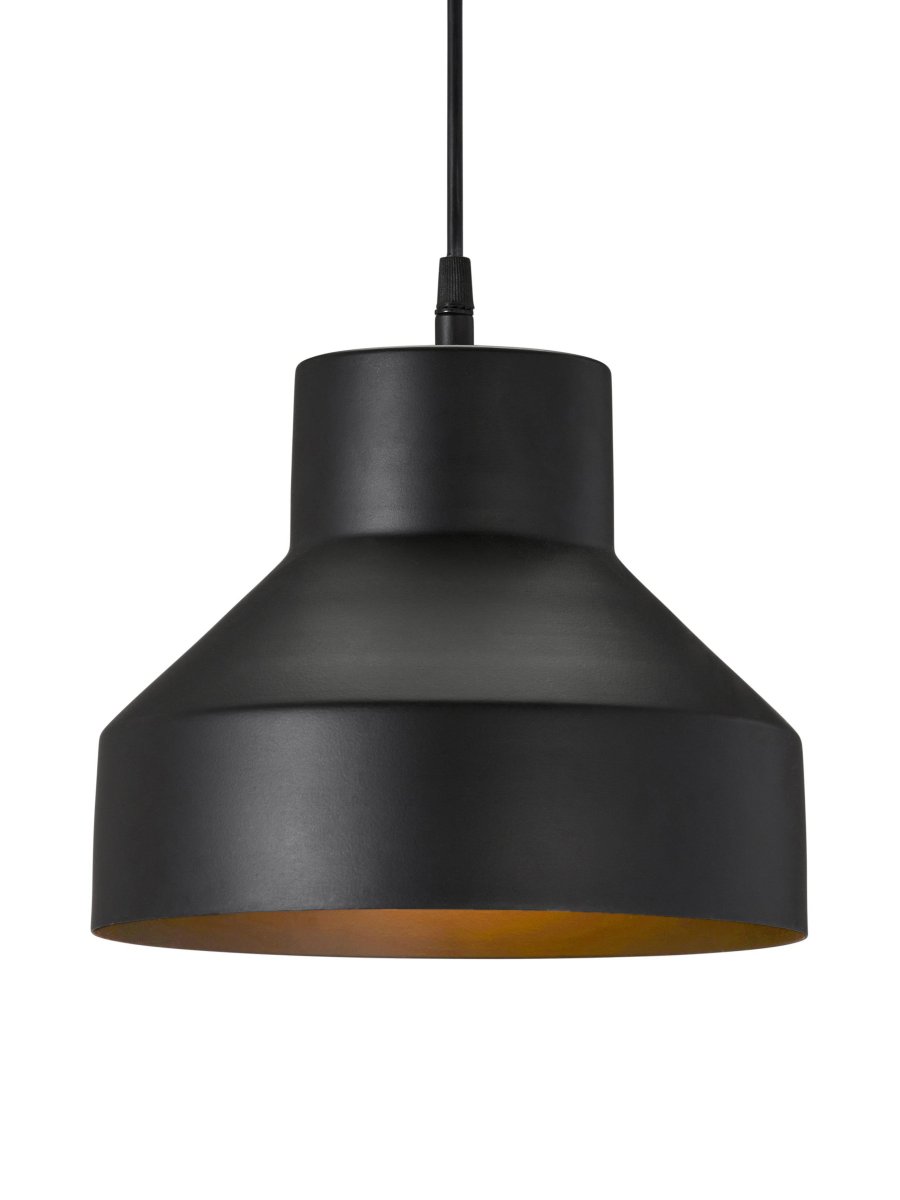 Solo Ø26 Sort loftslampe Fra PR Home - Loftslampe Solo er en mindre loftslampe i metal.