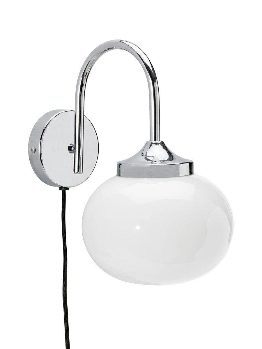 Elsy 30cm Hvid læselampe Fra PR Home - Elsy spreder et behageligt lys og er en del af en serie med flere matchende modeller for ensartet belysning i hjemmet.