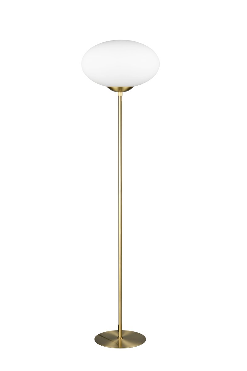 Fomento Mat messing gulvlampe Fra Trio Lighting - Kombinationen af mat messing og hvidt glas skaber en følelse af luksus og sofistikering.