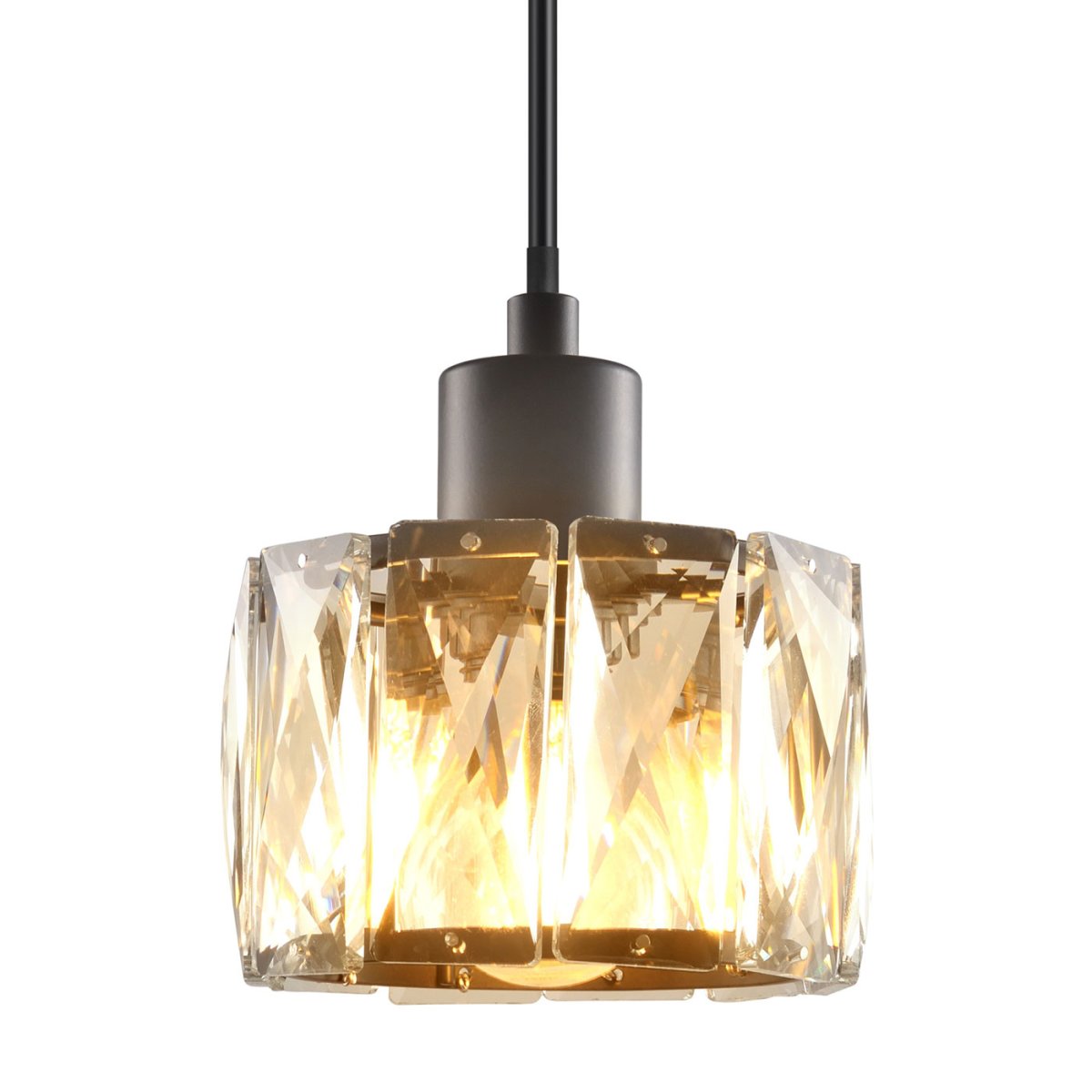 Michelle Ø10 Sort vindueslampe Fra Oriva - De krystallignende glasprismer giver en elegant shimmer og skaber en luksuriøs atmosfære i rummet.