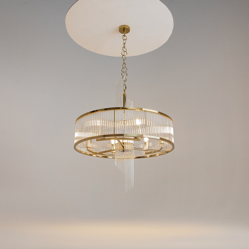Frame Ø58 Guld loftslampe Fra Maytoni - Frame er en elegant lysekrone med en luksuri&oslash;s f&oslash;lelse takket v&aelig;re dens guldfarvede detaljer og aflange prismer.