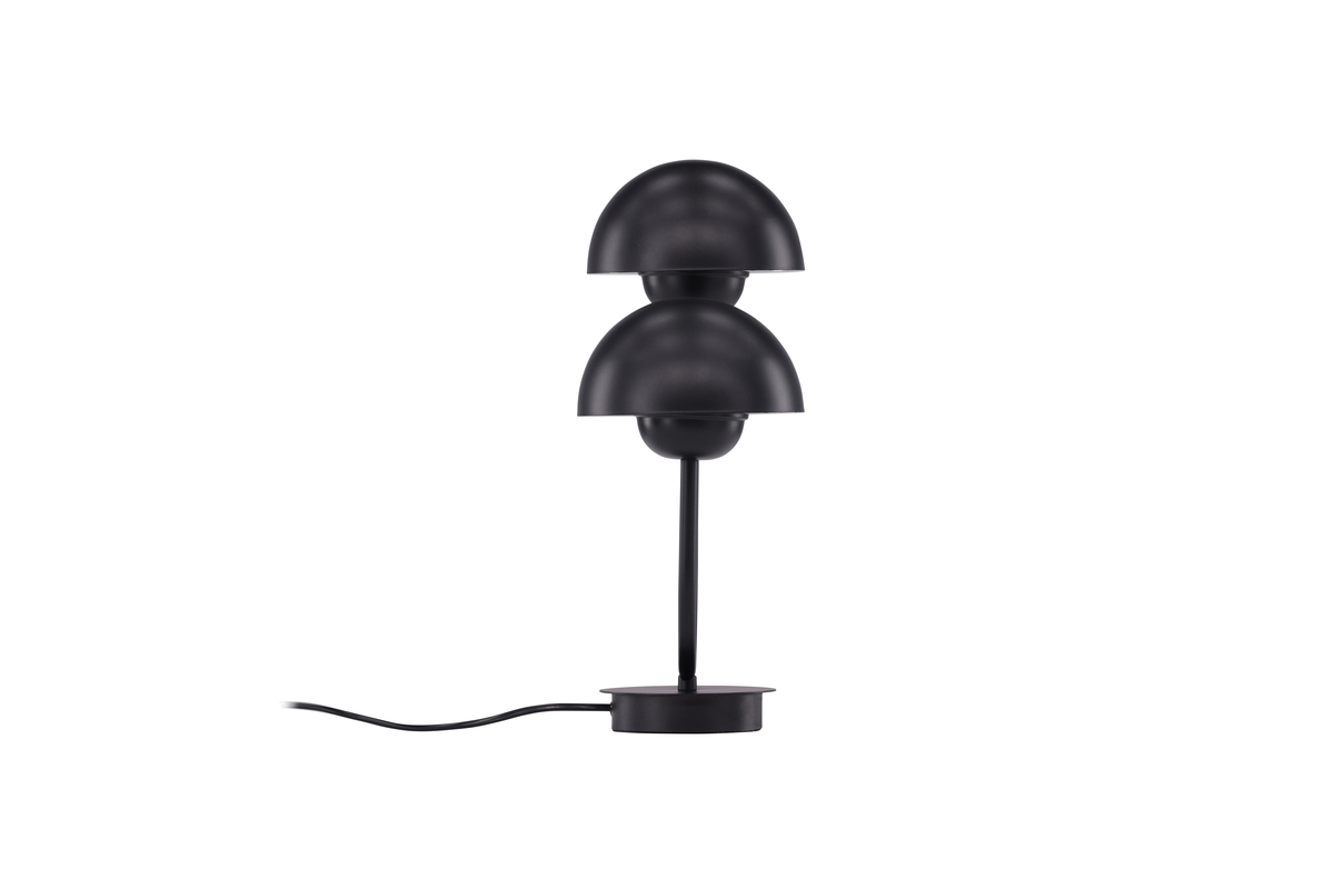 Lyckorna 38cm Sort bordlampe Fra Venture Design - Denne lampe er perfekt til dem, der leder efter en dekorativ, men samtidig stilfuld lampe med et blødt design, der passer ind i de fleste rum og indretningsstile.