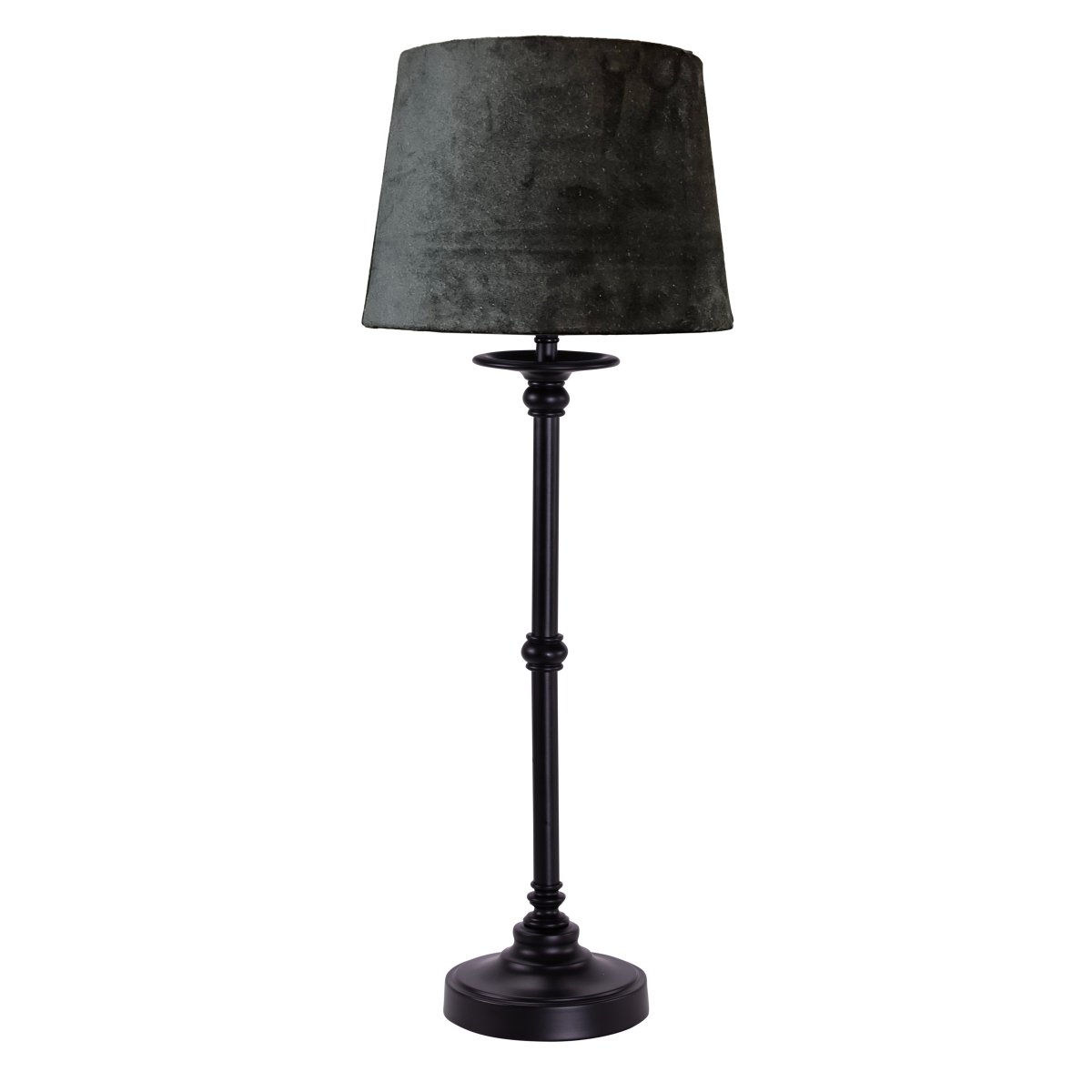 Axel Sammet 58cm Sort bordlampe Fra Pixie Design - Metallampefoden med i kombination med fl&oslash;jlssk&aelig;rmen i sort skaber en hyggelig atmosf&aelig;re i rummet.