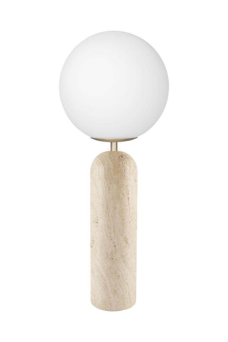Torrano 53cm Beige travertin bordlampe Fra Globen Lighting - Sten er et naturmateriale, og marmoreringens farve og nuancer varierer og skaber et unikt mønster for hvert møbel.