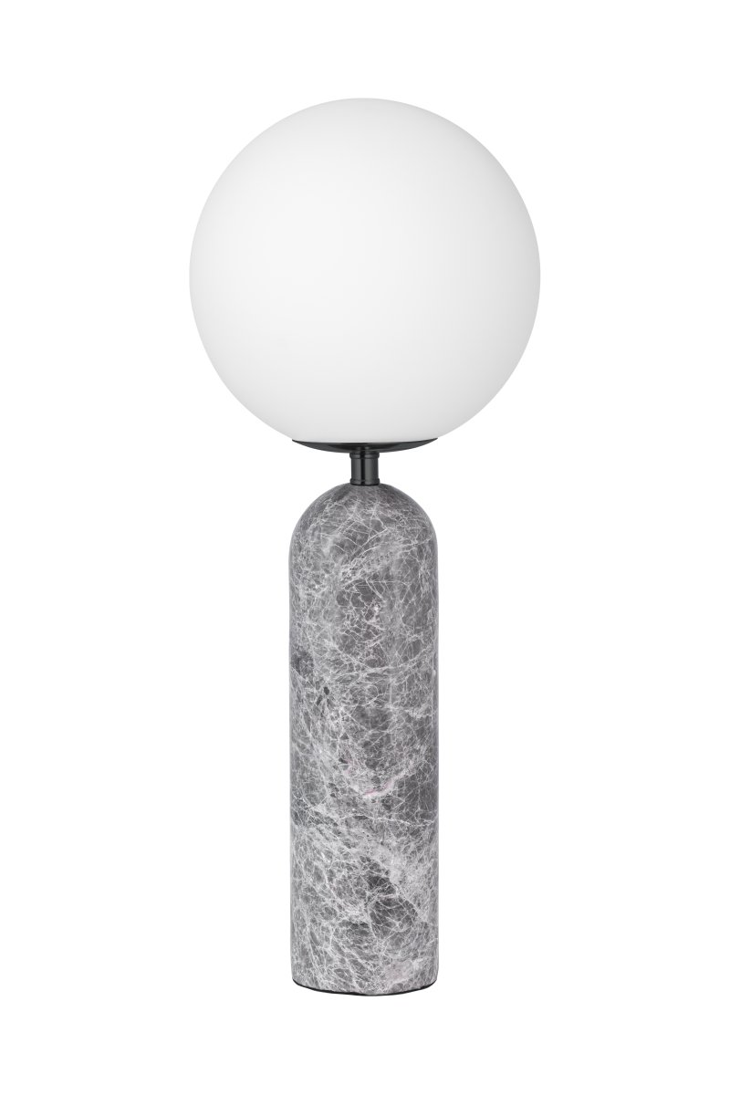 Torrano 53cm Grå marmor bordlampe Fra Globen Lighting - Sten er et naturmateriale, og marmoreringens farve og nuancer varierer og skaber et unikt mønster for hvert møbel.
