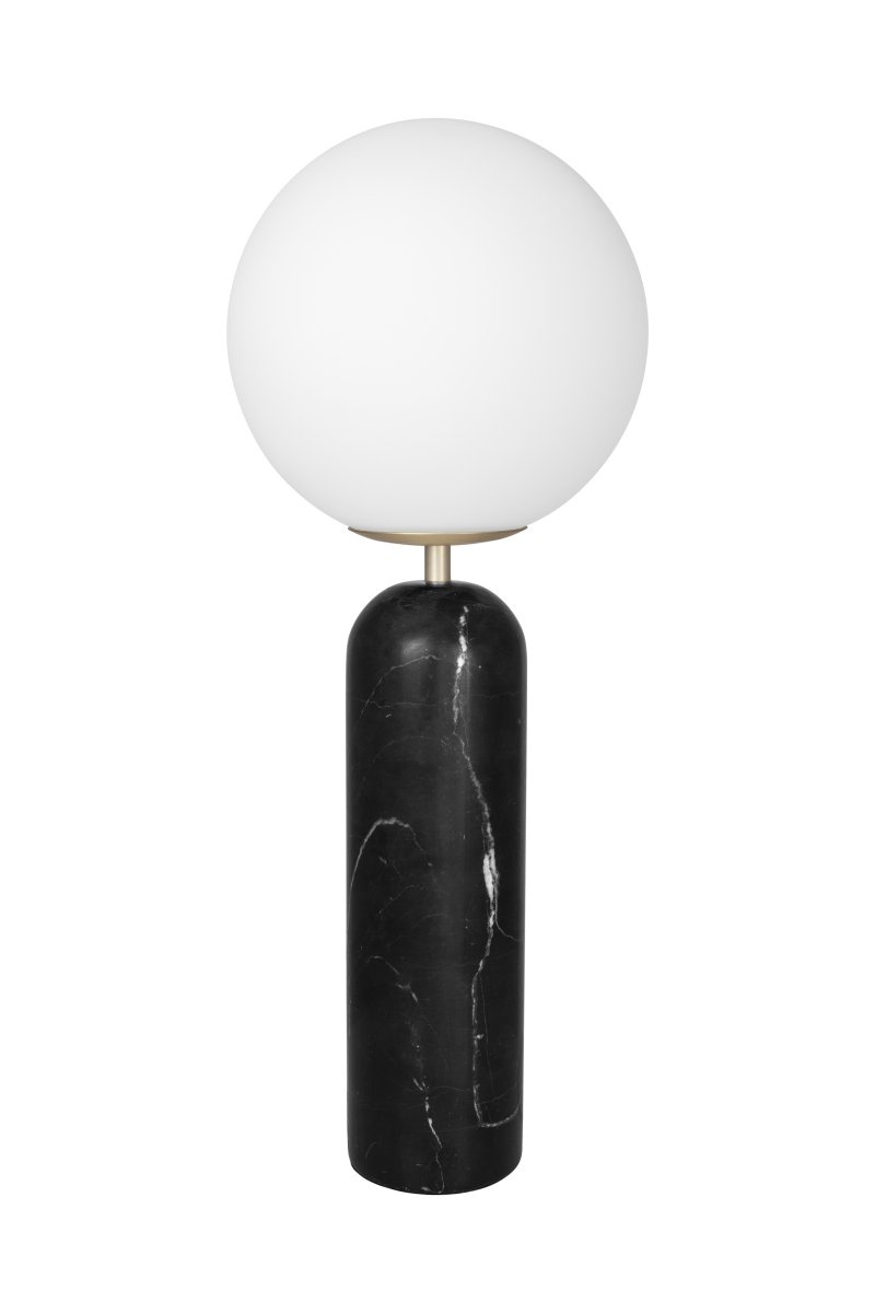 Torrano 53cm Sort marmor bordlampe Fra Globen Lighting - Sten er et naturmateriale, og marmoreringens farve og nuancer varierer og skaber et unikt mønster for hvert møbel.
