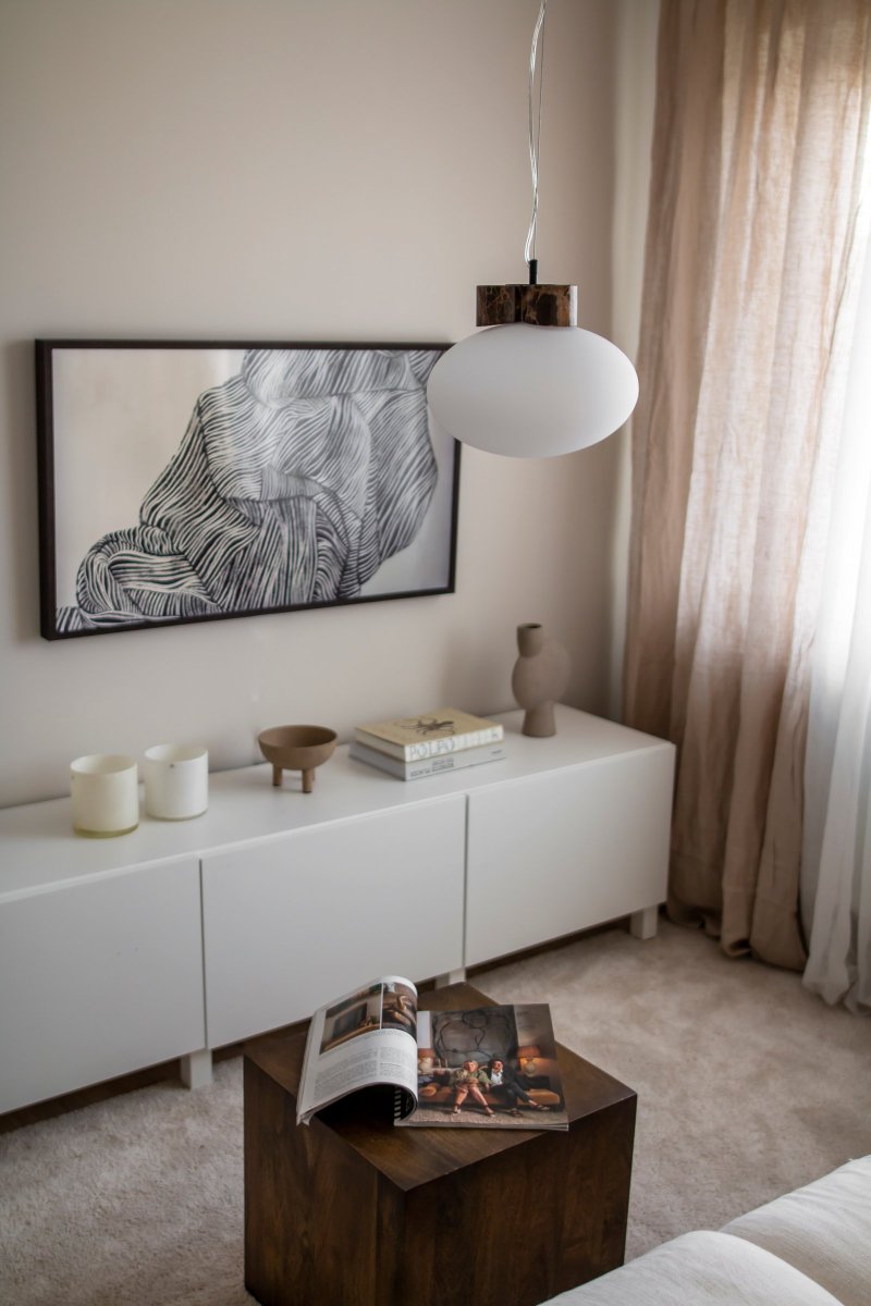 Mammut Ø30 Brun loftslampe Fra Globen Lighting - Mammut er en eksklusiv og legende loftslampe med sin korte topdel i sten og stor glaskuppel.