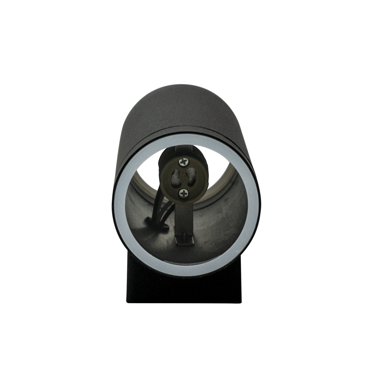 Stege Sort udendørslampe Fra Dyberg Larsen - Lavet af aluminium og plastik, er det holdbart og holdbart, velegnet til udend&oslash;rs brug.