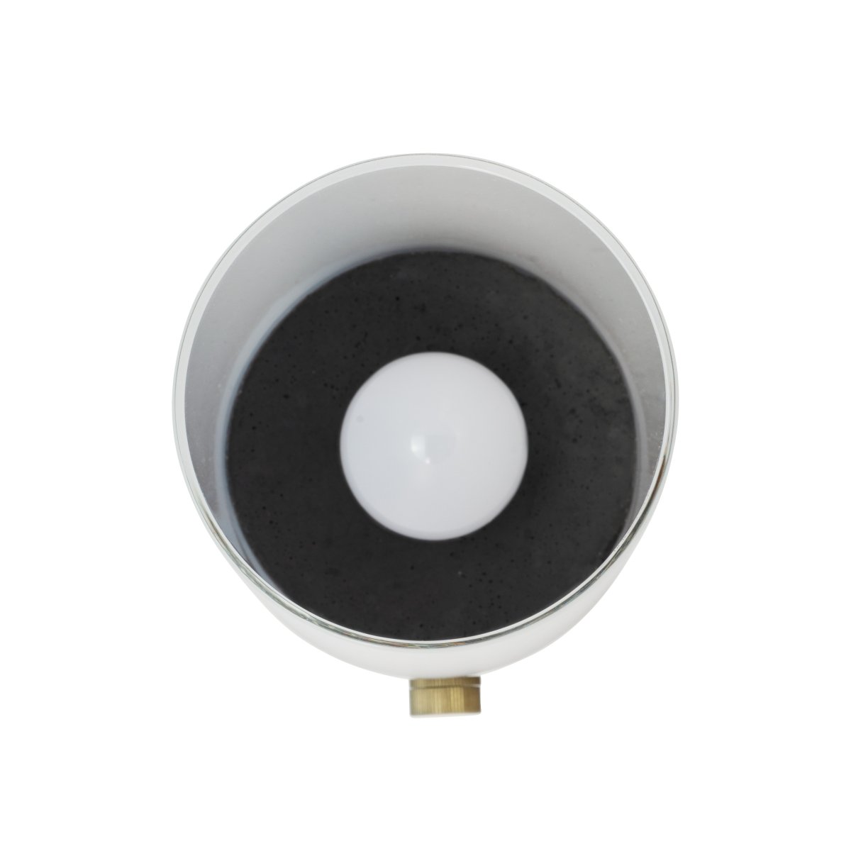 Cozy 20cm Grå bærbar Fra Dyberg Larsen - Hyggelig bordlampe skaber en varm og indbydende atmosfære med sit elegante design og funktionalitet.