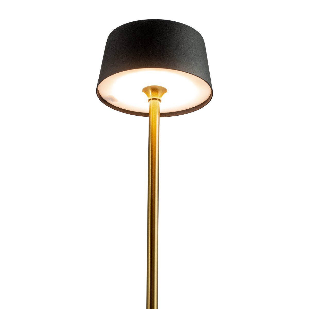Yoyo LED 33cm Messing bærbar Fra Dyberg Larsen - Med en marmorbund og en messingramme, kombineret med en sk&aelig;rm i b&oslash;rstet sort metal, bliver Yoyo en elegant indretningsdetalje.