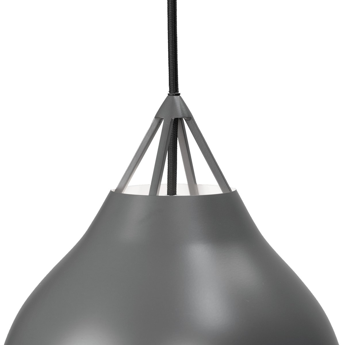 Pyra Ø23 Grå loftslampe Fra Dyberg Larsen - Pyra er designet af Frank Kerdil for Dyberg Larsen, og er en lampe, der bringer lyskvalitet og stil ind i dit hjem.